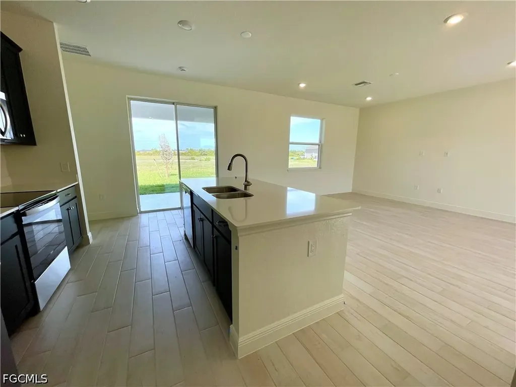 4020 NW 36th Place Cape Coral FL 33993