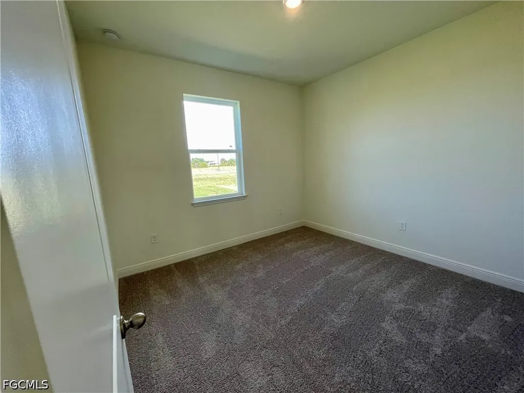 4020 NW 36th Place Cape Coral FL 33993