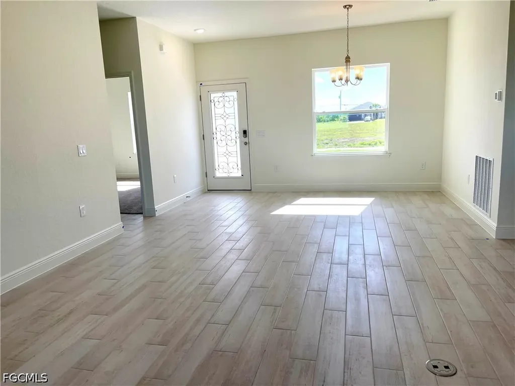 4020 NW 36th Place Cape Coral FL 33993