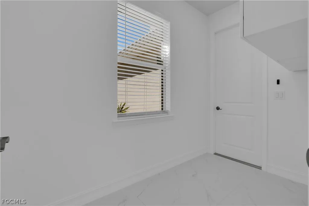 2104 Edward Avenue Alva FL 33920