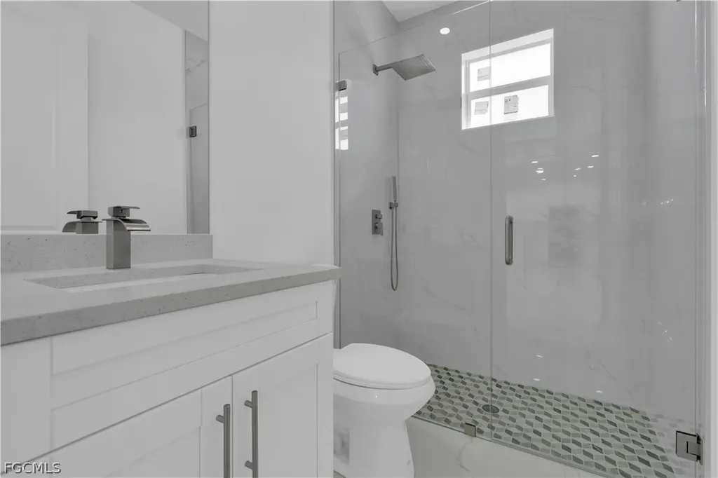 2104 Edward Avenue Alva FL 33920