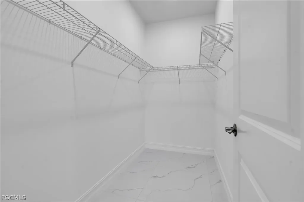 2104 Edward Avenue Alva FL 33920