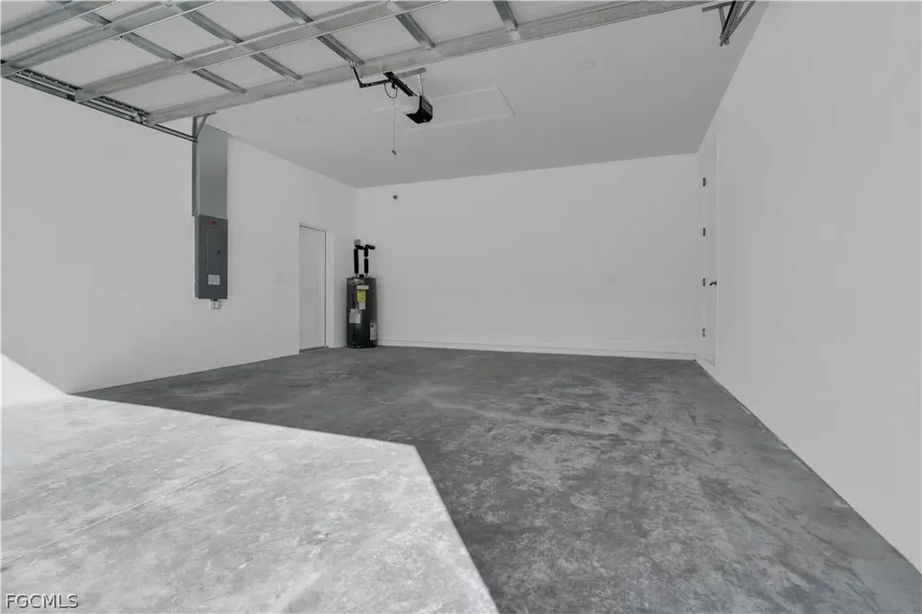 2104 Edward Avenue Alva FL 33920