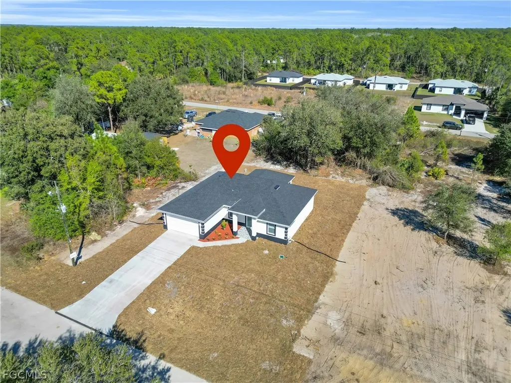 2104 Edward Avenue Alva FL 33920