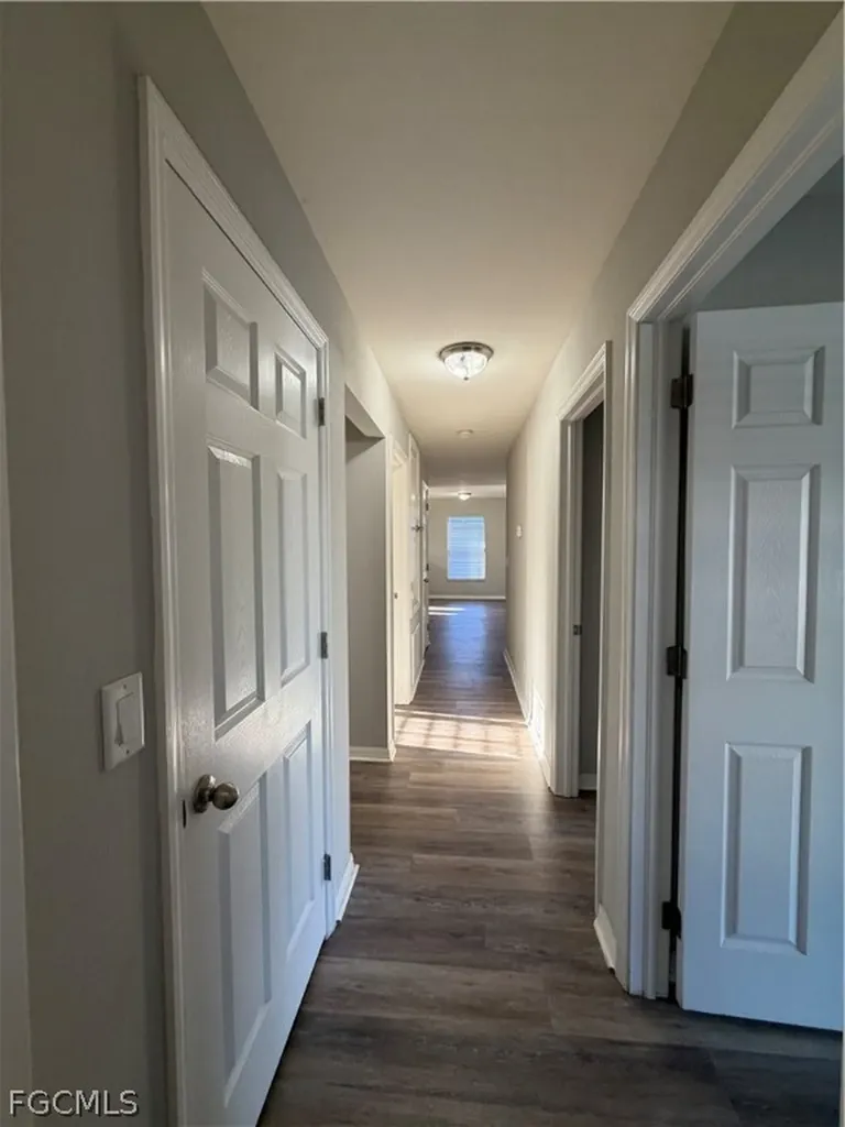 4311 NE 23rd Place Cape Coral FL 33909