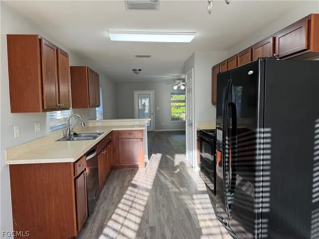 4311 NE 23rd Place Cape Coral FL 33909