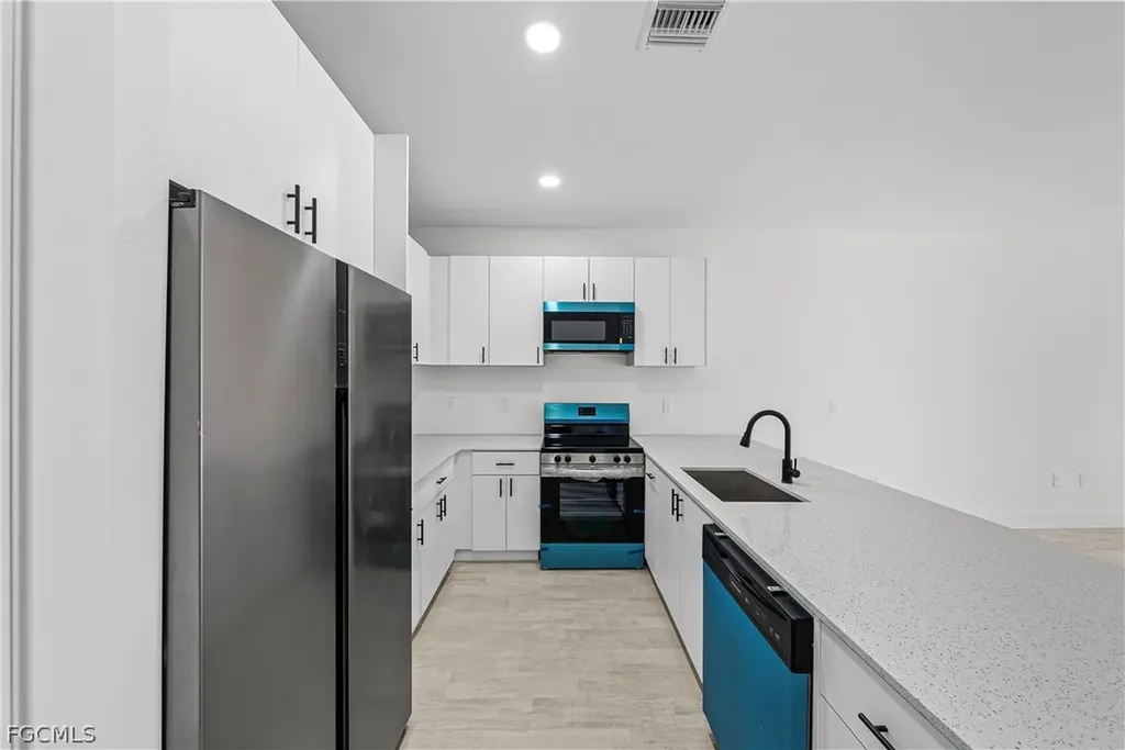 2220-2222 Kenneth Avenue S Lehigh Acres FL 33973