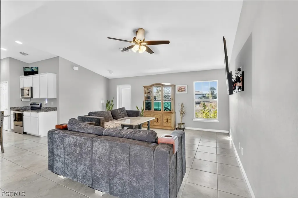 403 NW 17th Terrace Cape Coral FL 33993