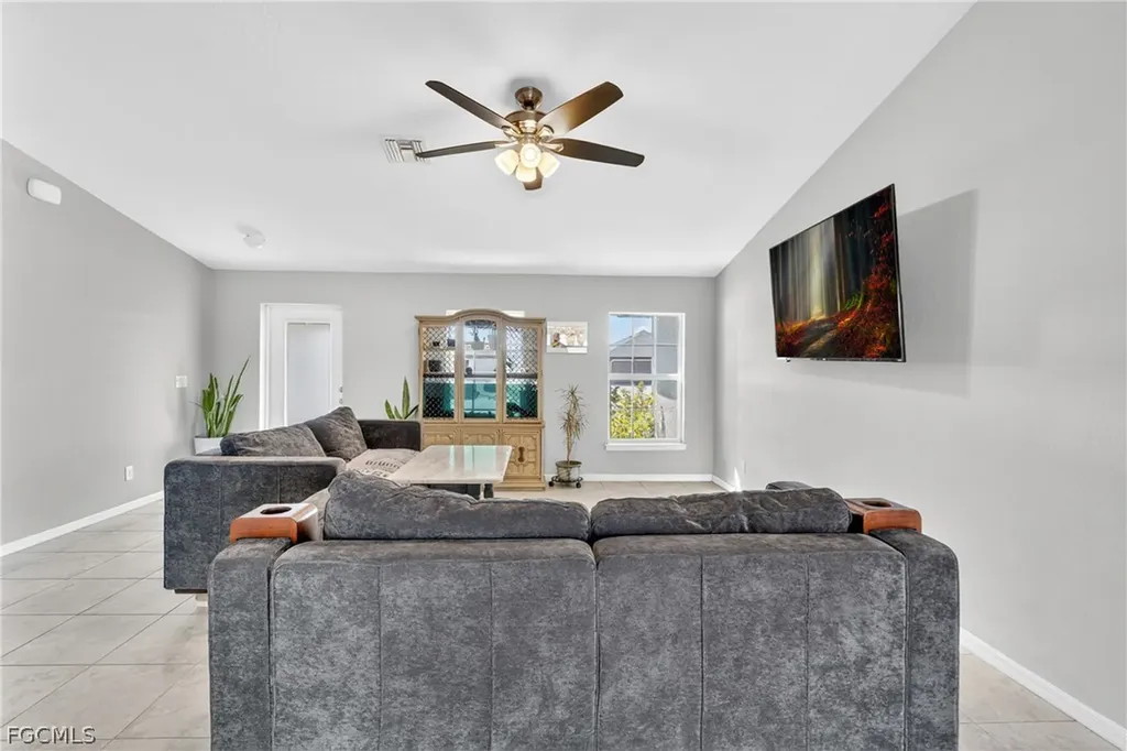 403 NW 17th Terrace Cape Coral FL 33993
