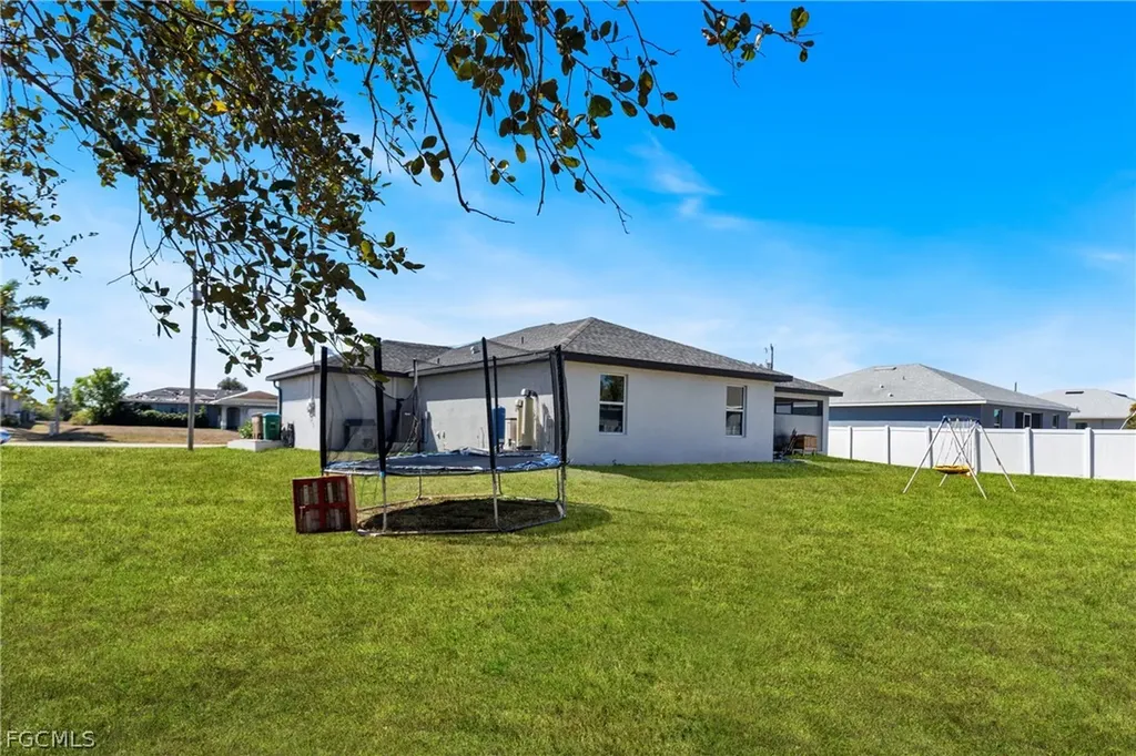 403 NW 17th Terrace Cape Coral FL 33993