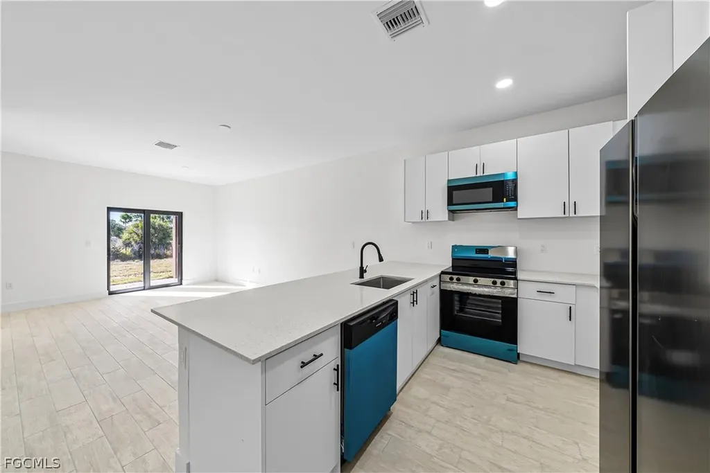 2216-2218 Kenneth Avenue S Lehigh Acres FL 33973