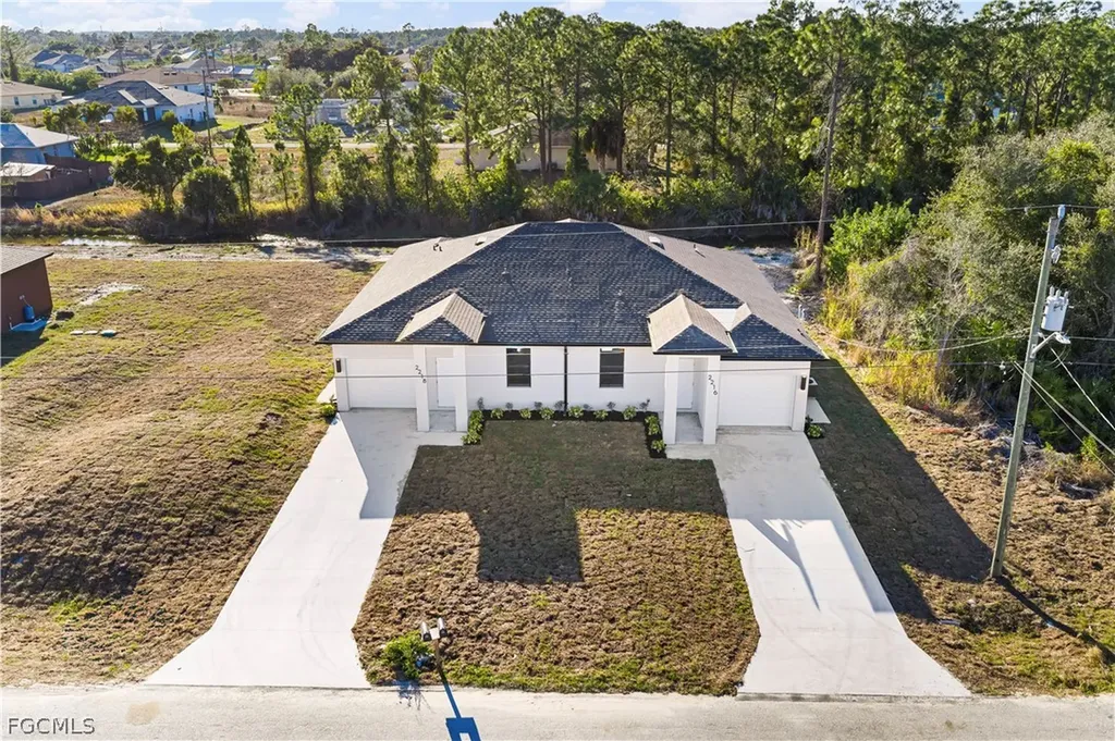 2216-2218 Kenneth Avenue S Lehigh Acres FL 33973