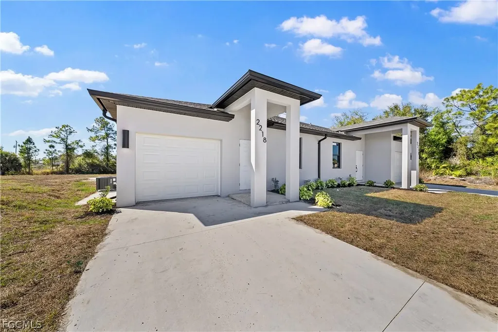 2216-2218 Kenneth Avenue S Lehigh Acres FL 33973