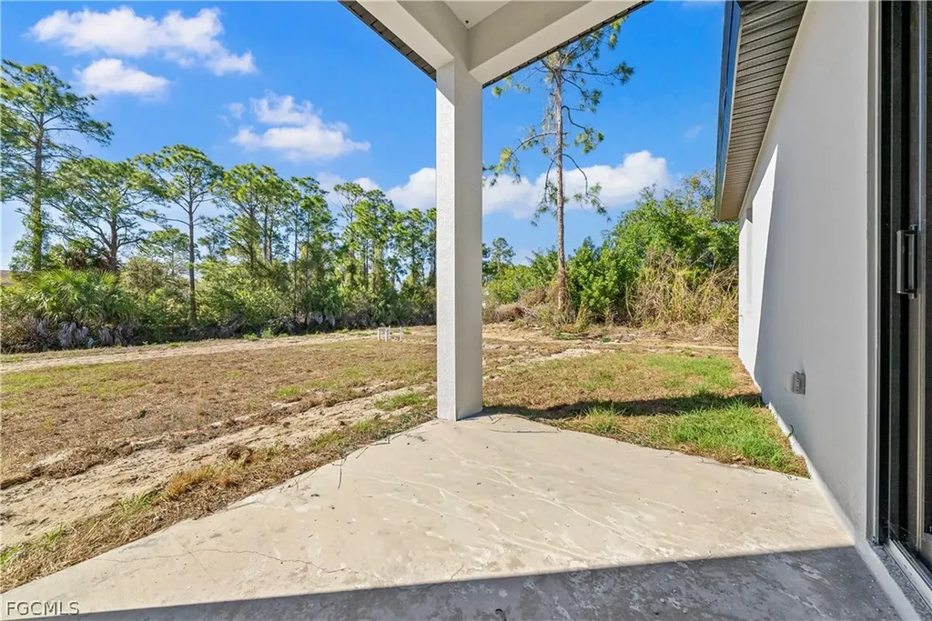 2216-2218 Kenneth Avenue S Lehigh Acres FL 33973