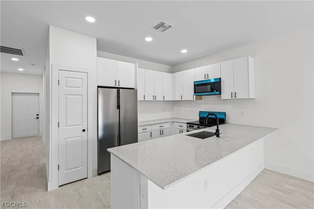 2216-2218 Kenneth Avenue S Lehigh Acres FL 33973