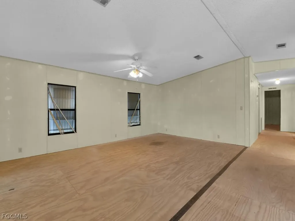 9855 Sugarmill Springs Drive Fort Myers FL 33905