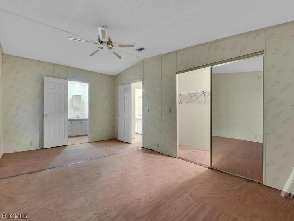 9855 Sugarmill Springs Drive Fort Myers FL 33905