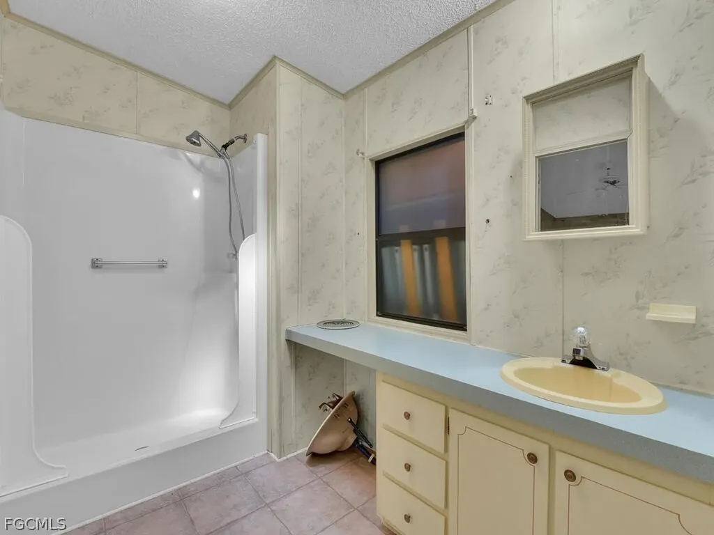 9855 Sugarmill Springs Drive Fort Myers FL 33905