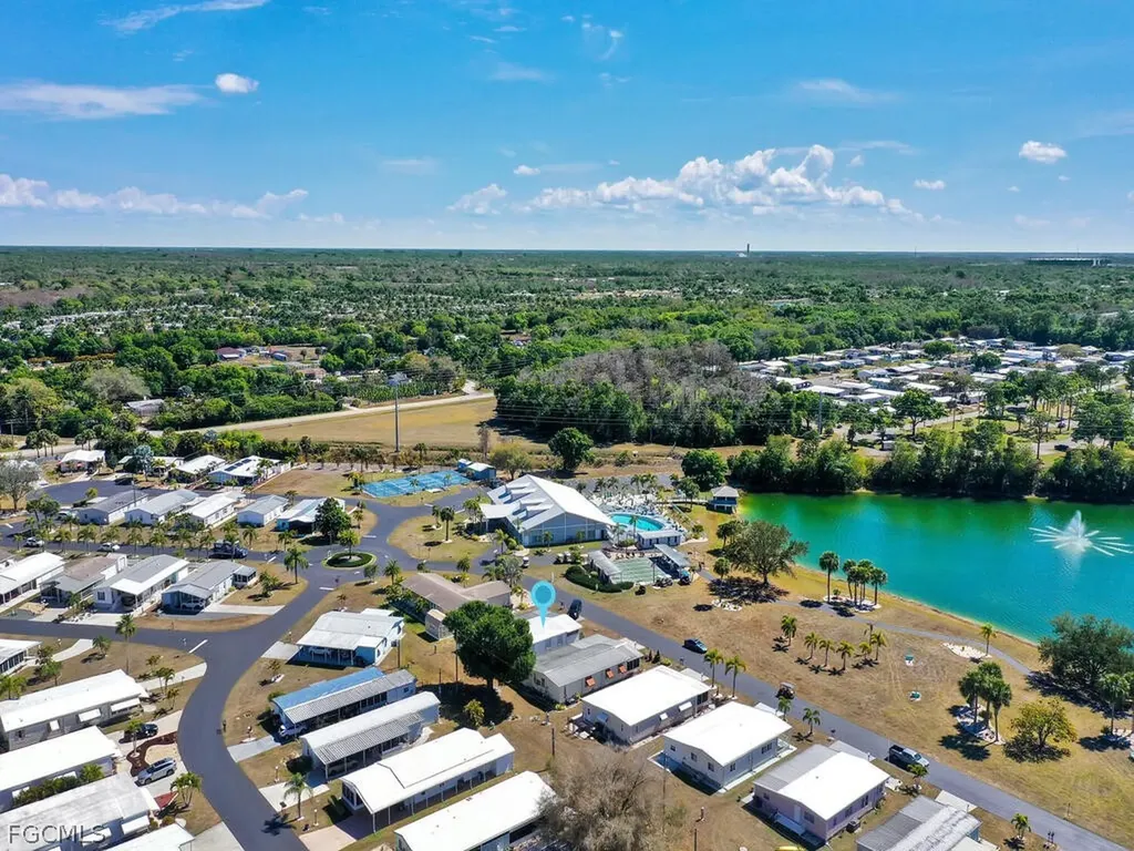 9855 Sugarmill Springs Drive Fort Myers FL 33905