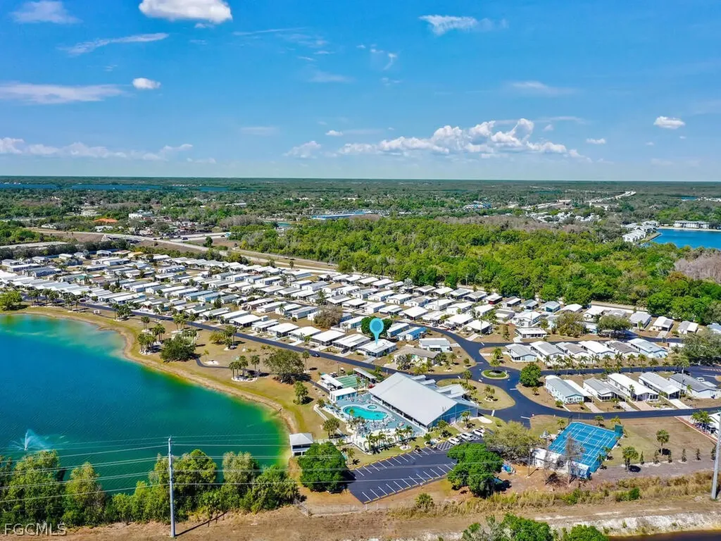 9855 Sugarmill Springs Drive Fort Myers FL 33905