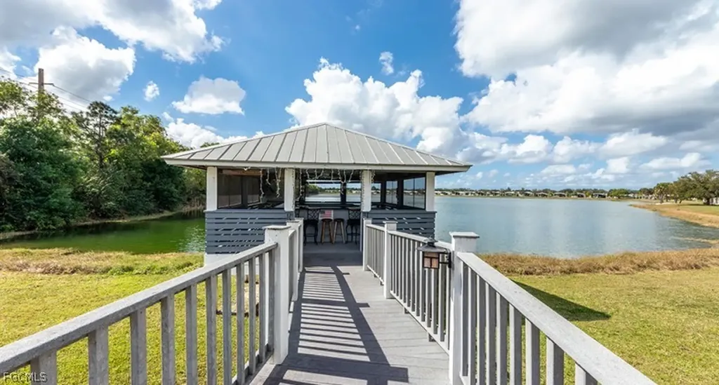 9855 Sugarmill Springs Drive Fort Myers FL 33905