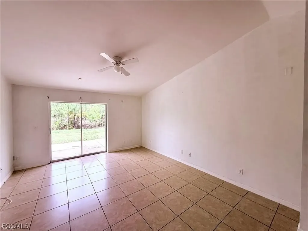 1221 E 12th Street Lehigh Acres FL 33972