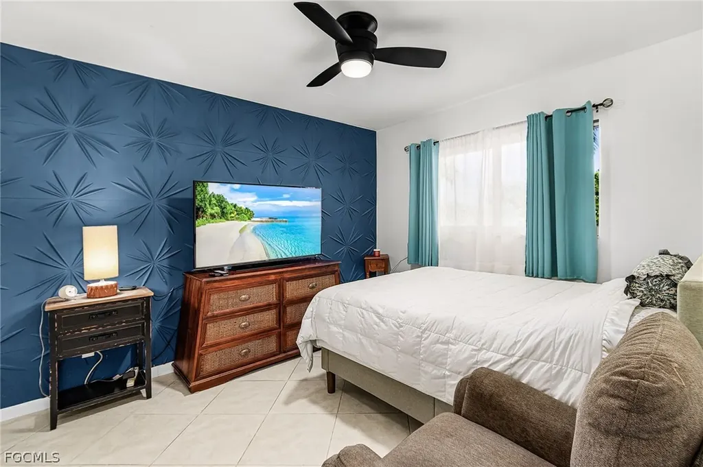 4841 SW 24th Place Cape Coral FL 33914