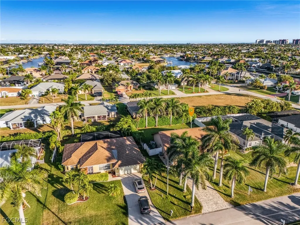 4841 SW 24th Place Cape Coral FL 33914