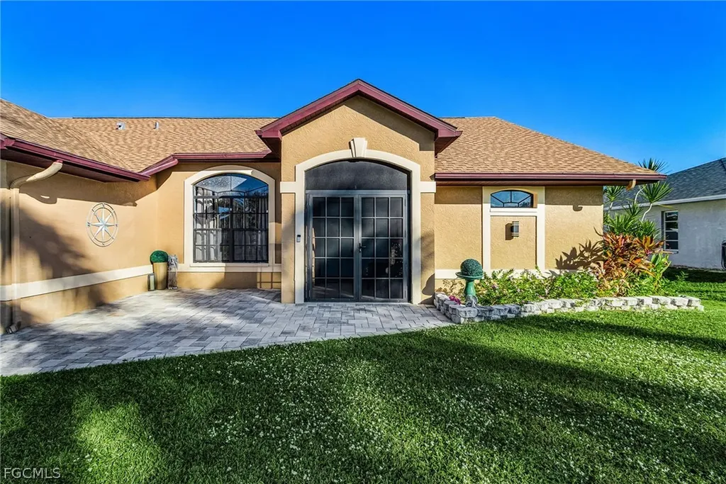4841 SW 24th Place Cape Coral FL 33914