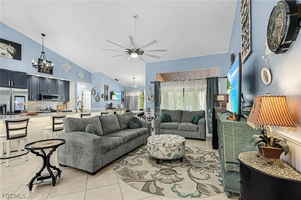4841 SW 24th Place Cape Coral FL 33914