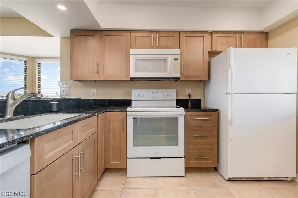 21490 Bay Village Drive Fort Myers Beach FL 33931