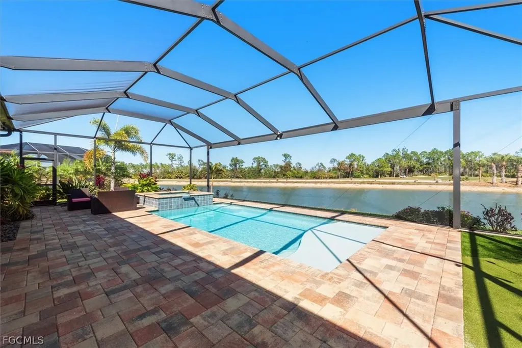 3653 Avenida Del Vera North Fort Myers FL 33917