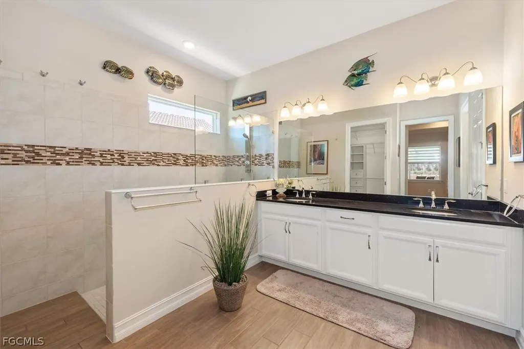 3653 Avenida Del Vera North Fort Myers FL 33917
