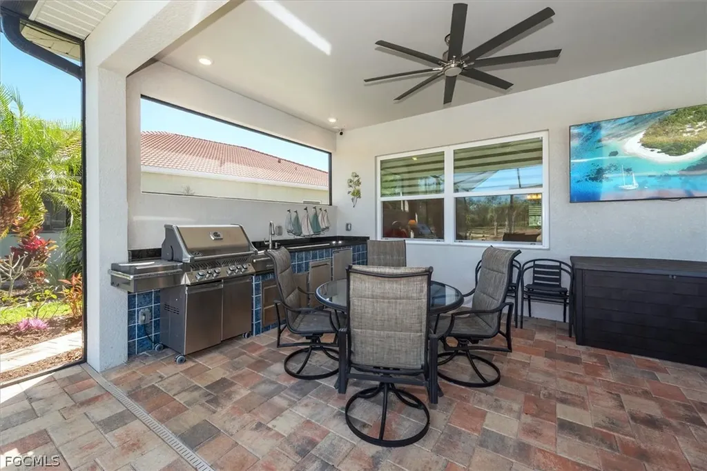 3653 Avenida Del Vera North Fort Myers FL 33917