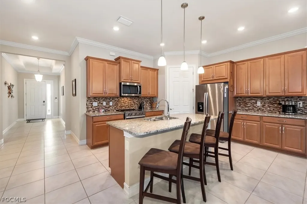3653 Avenida Del Vera North Fort Myers FL 33917
