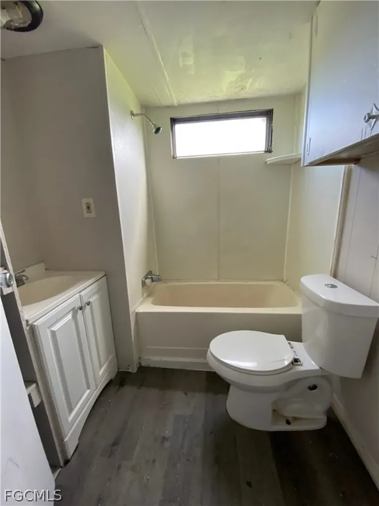 8086 Heck Drive North Fort Myers FL 33917