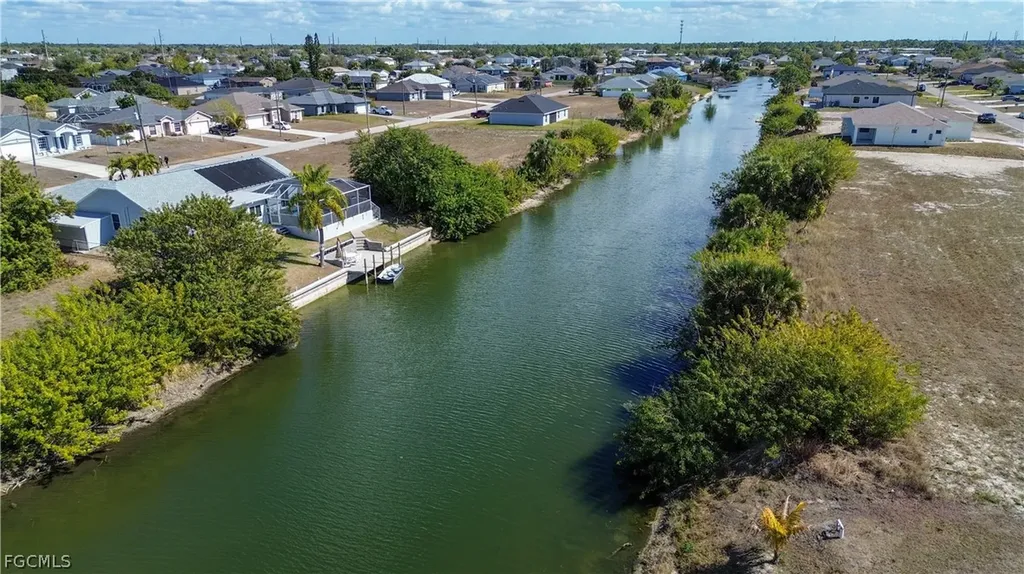 331 NE 25th Street Cape Coral FL 33909