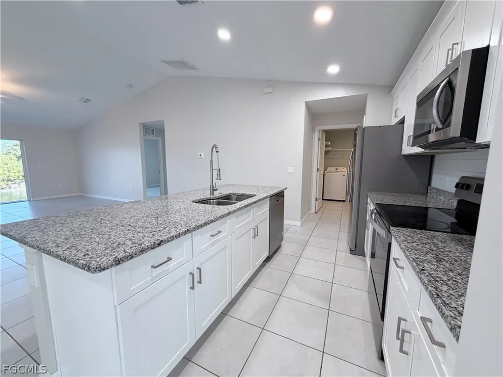 331 NE 25th Street Cape Coral FL 33909