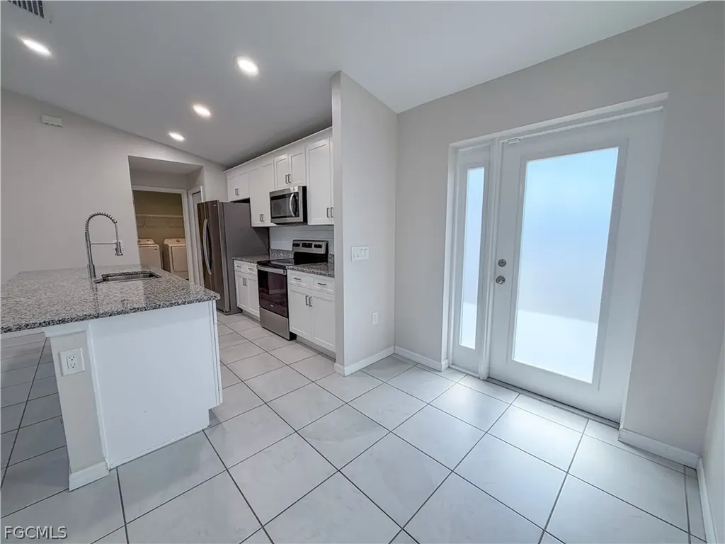 331 NE 25th Street Cape Coral FL 33909