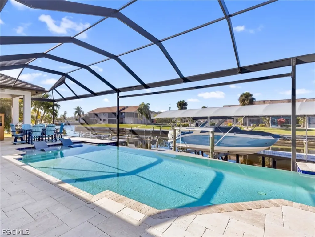 4226 SE 6th Place Cape Coral FL 33904
