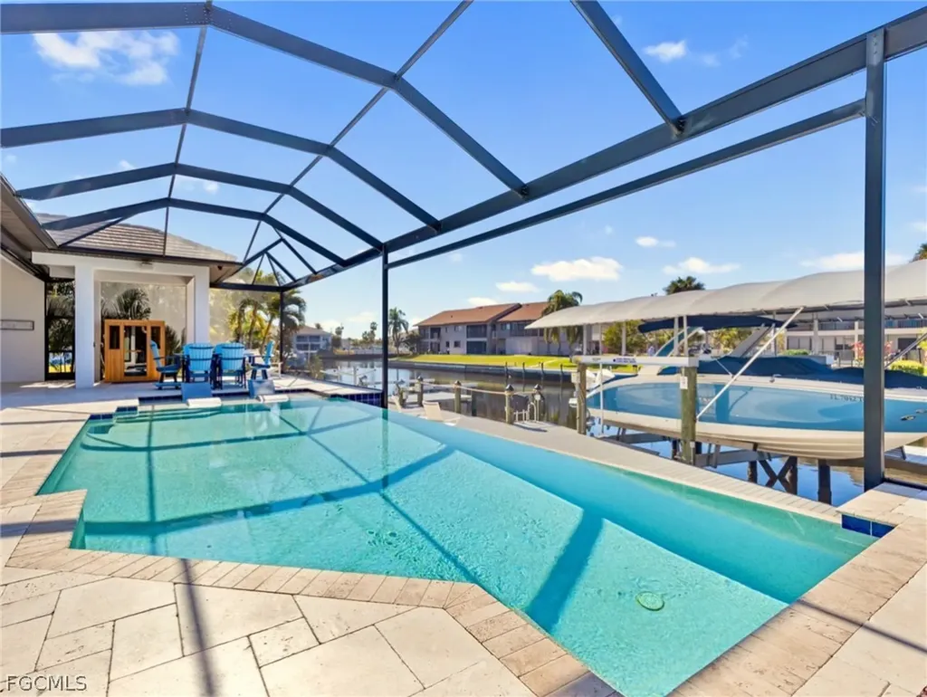 4226 SE 6th Place Cape Coral FL 33904