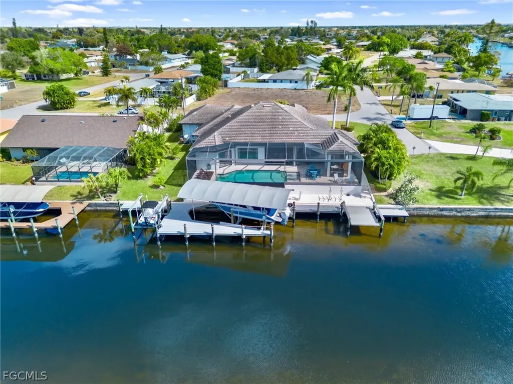 4226 SE 6th Place Cape Coral FL 33904