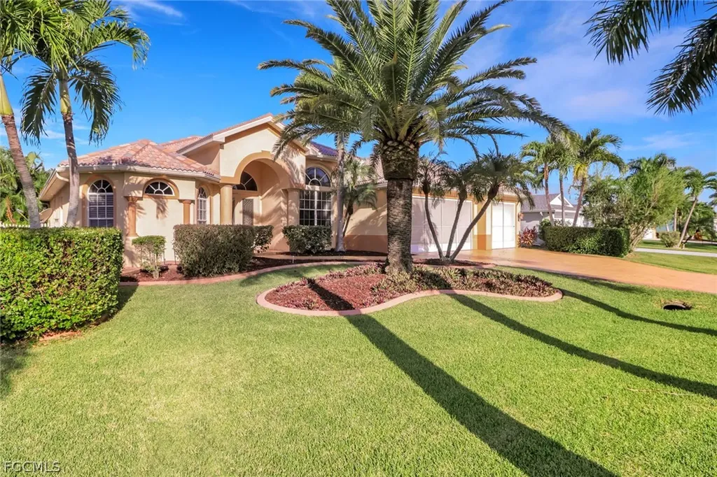4918 SW 27th Avenue Cape Coral FL 33914