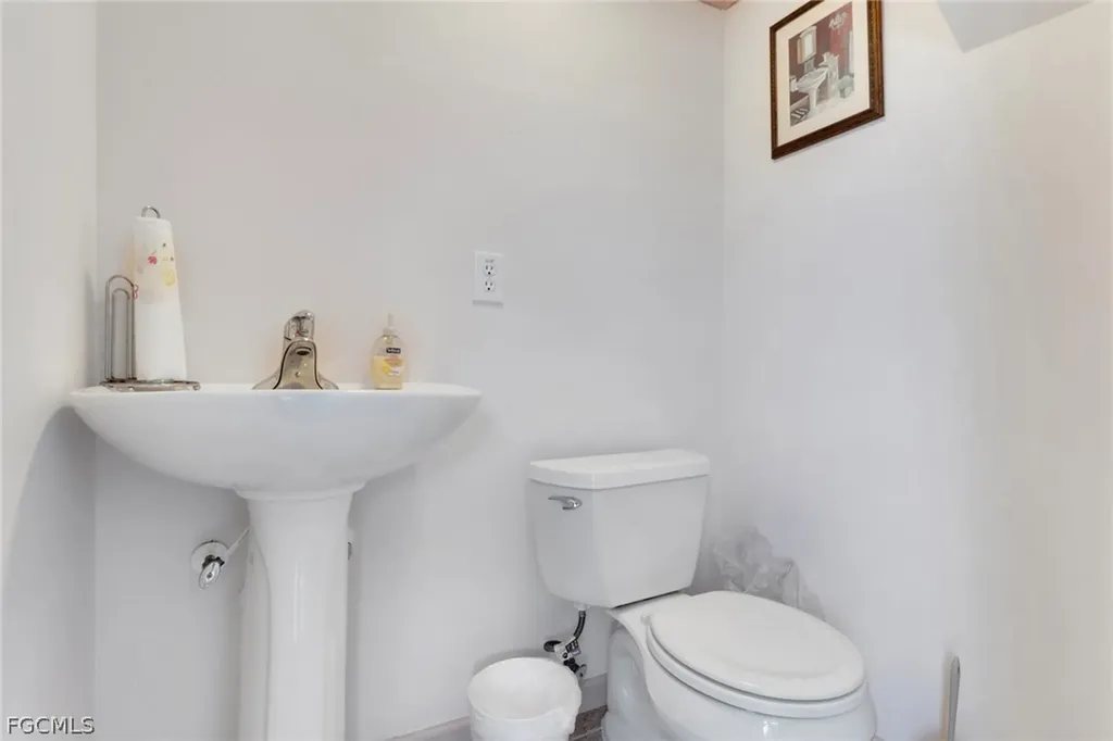 4918 SW 27th Avenue Cape Coral FL 33914