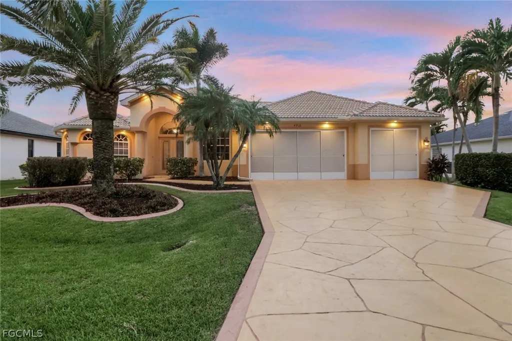 4918 SW 27th Avenue Cape Coral FL 33914