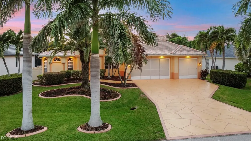 4918 SW 27th Avenue Cape Coral FL 33914