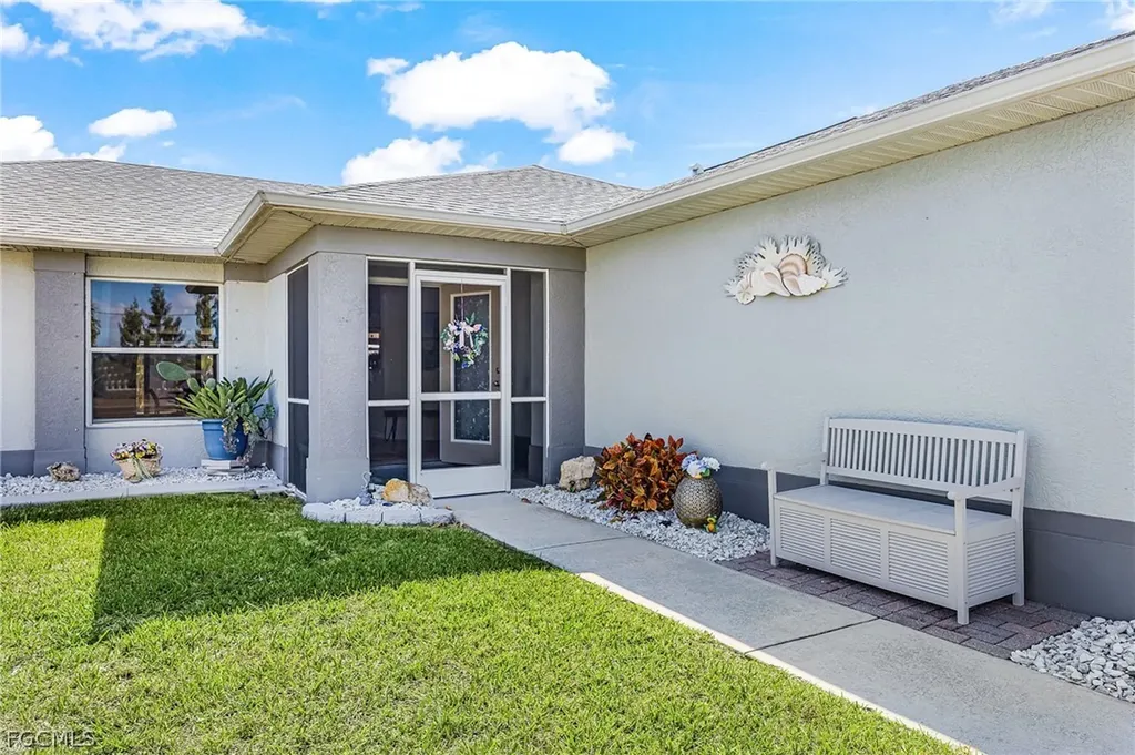 1900 SW 2nd Terrace Cape Coral FL 33991