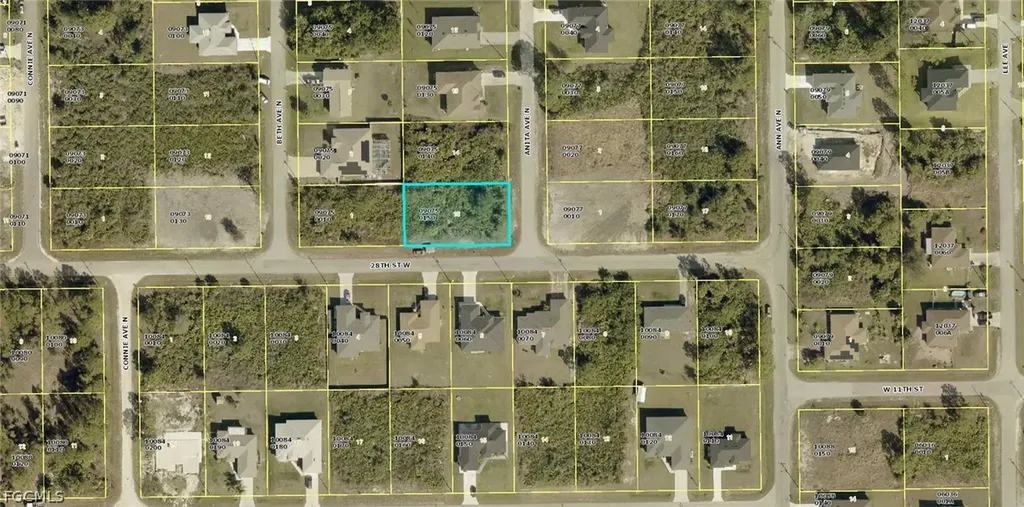 2801 Anita Avenue N Lehigh Acres FL 33971
