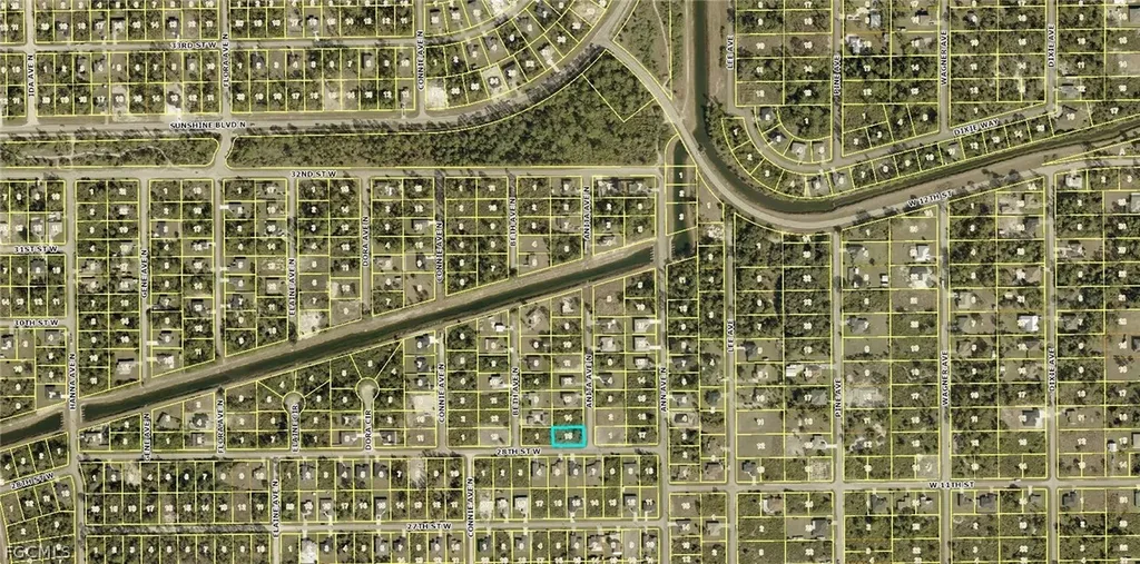 2801 Anita Avenue N Lehigh Acres FL 33971