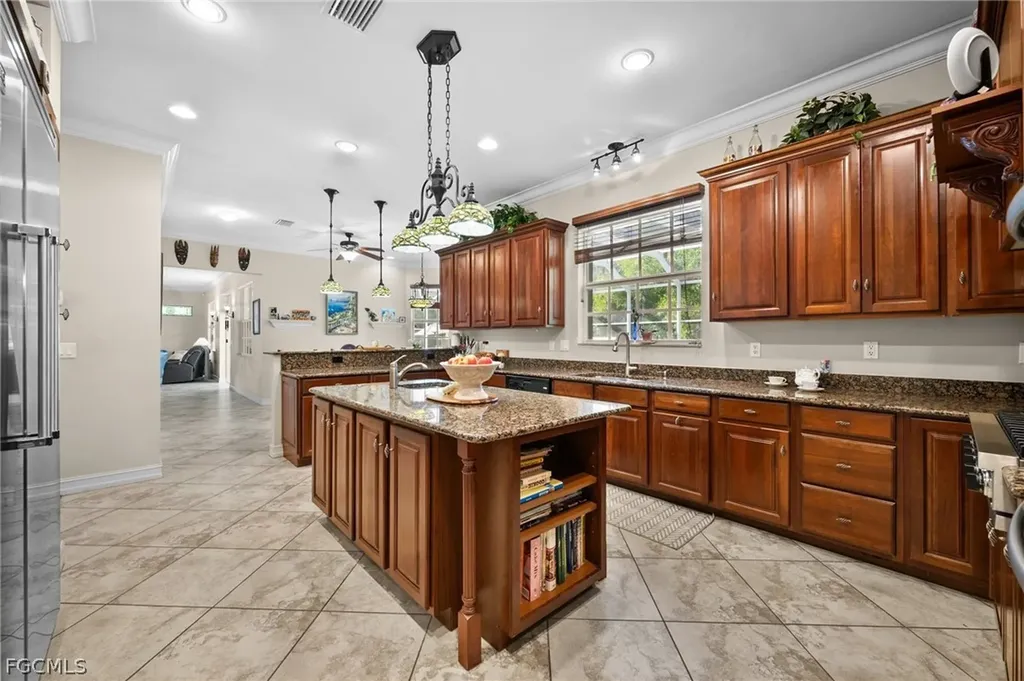 13350 Shetland Lane Fort Myers FL 33912